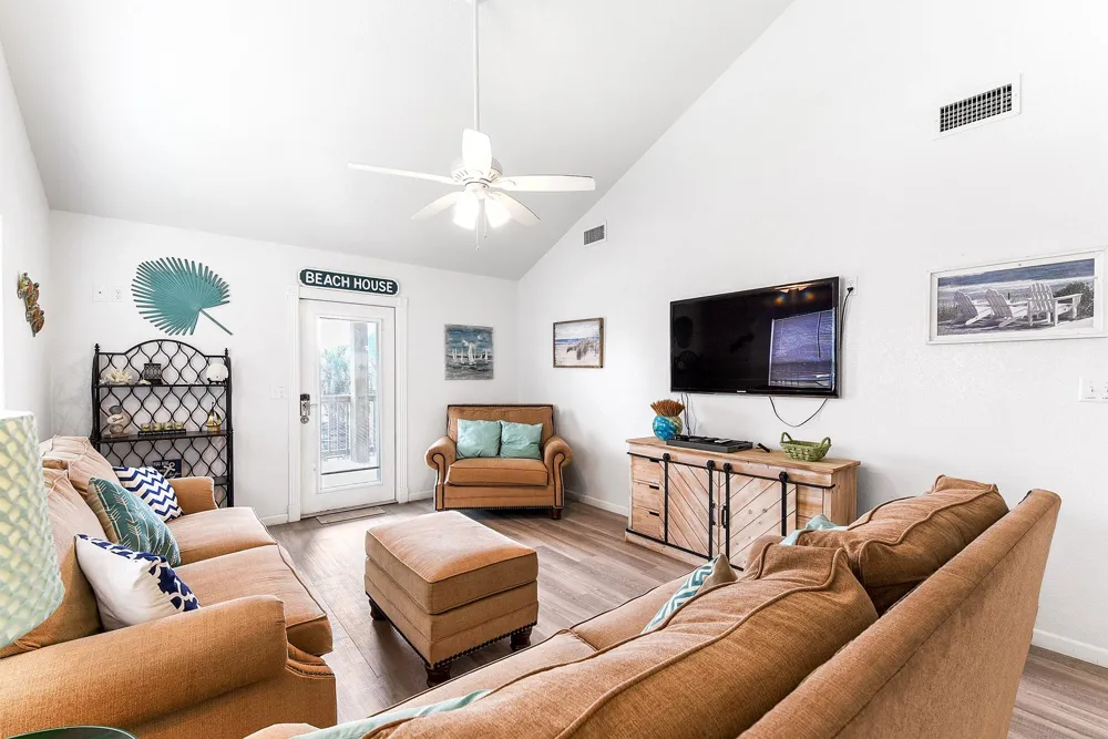 126 Nesmith Place Surfside Beach, TX 77541