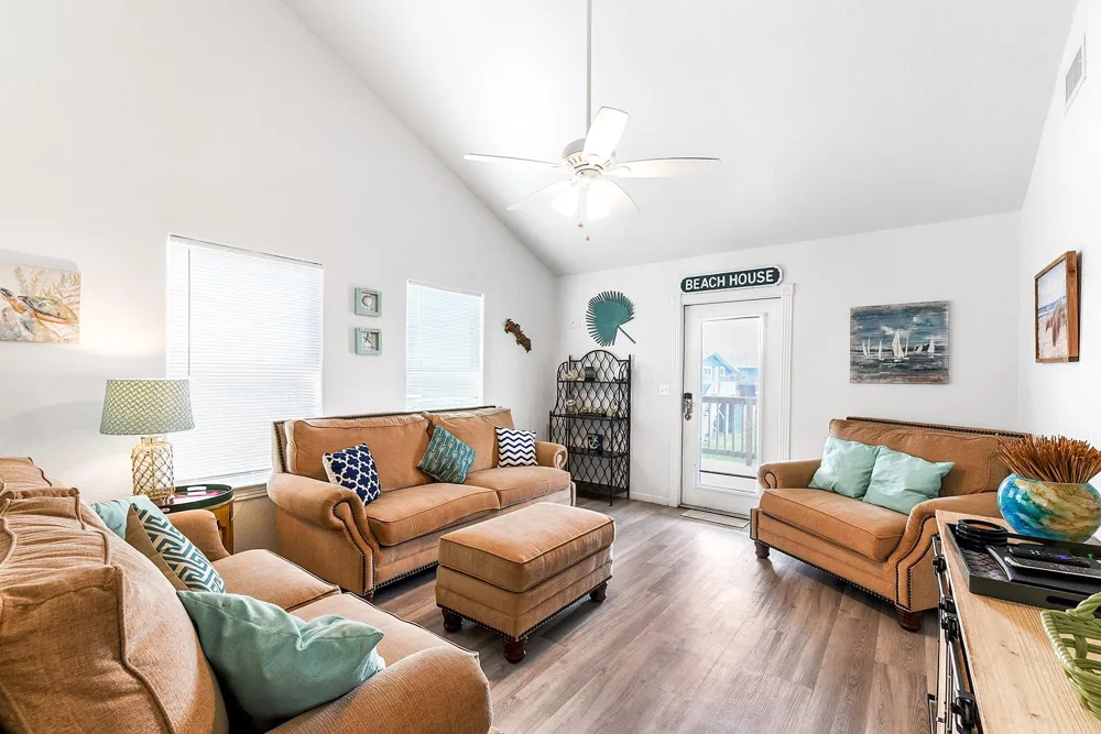 126 Nesmith Place Surfside Beach, TX 77541
