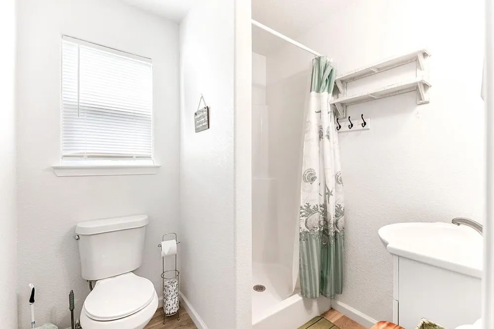 126 Nesmith Place Surfside Beach, TX 77541