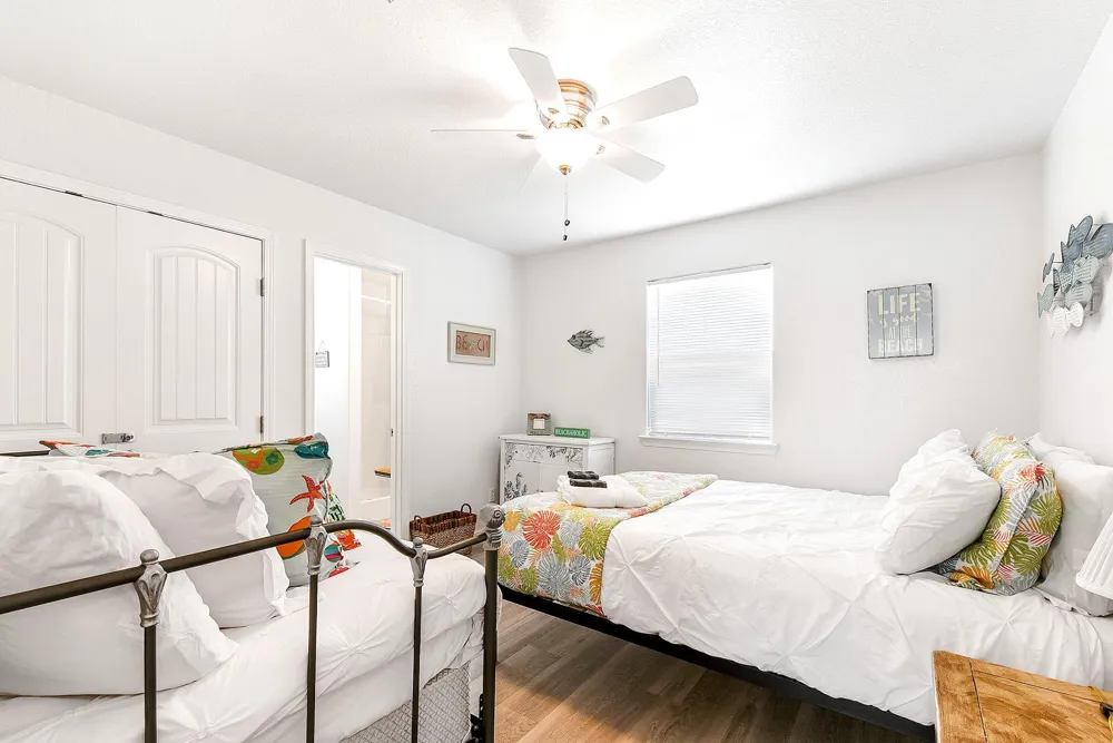 126 Nesmith Place Surfside Beach, TX 77541