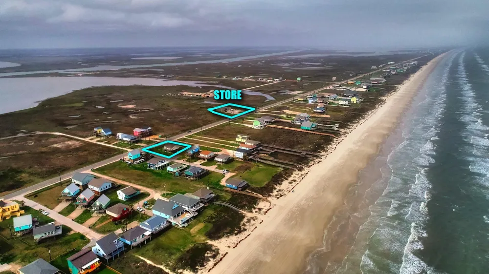 126 Nesmith Place Surfside Beach, TX 77541
