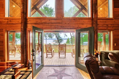 520 Mccoury Loop