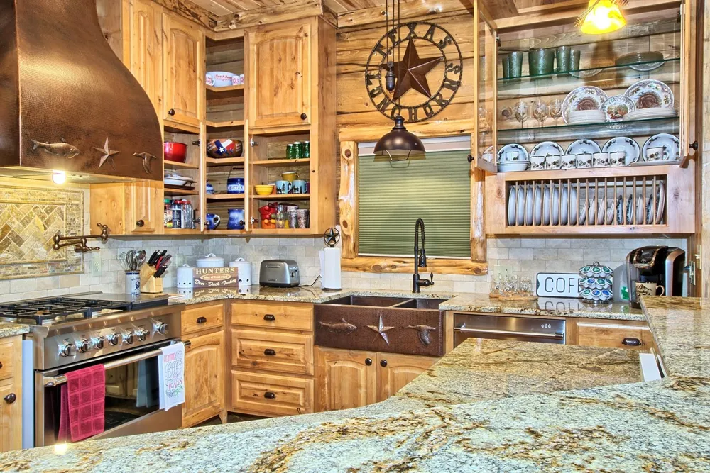 520 Mccoury Loop Milam, TX 75959