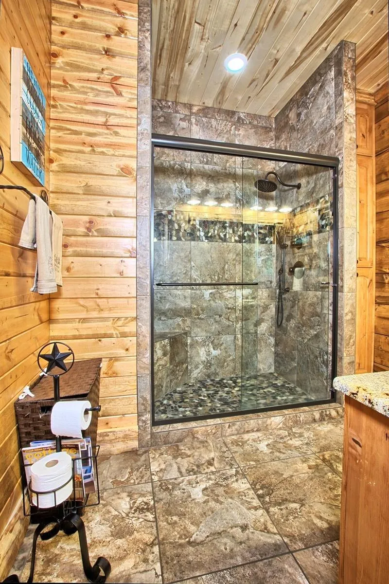 520 Mccoury Loop Milam, TX 75959