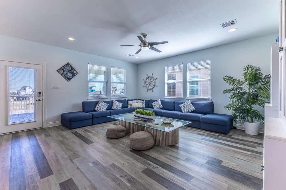 13111 Buccaneer Parkway Freeport, TX 77541