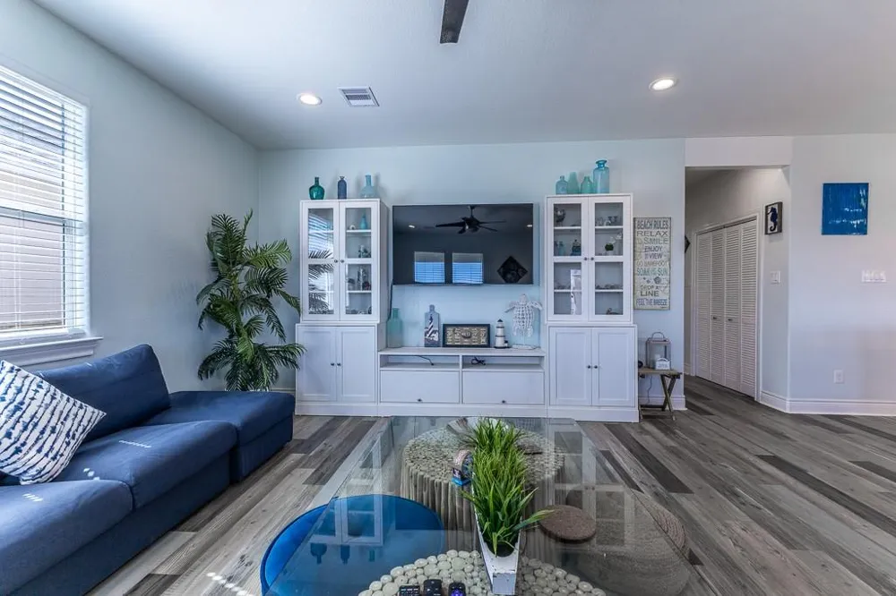 13111 Buccaneer Parkway Freeport, TX 77541