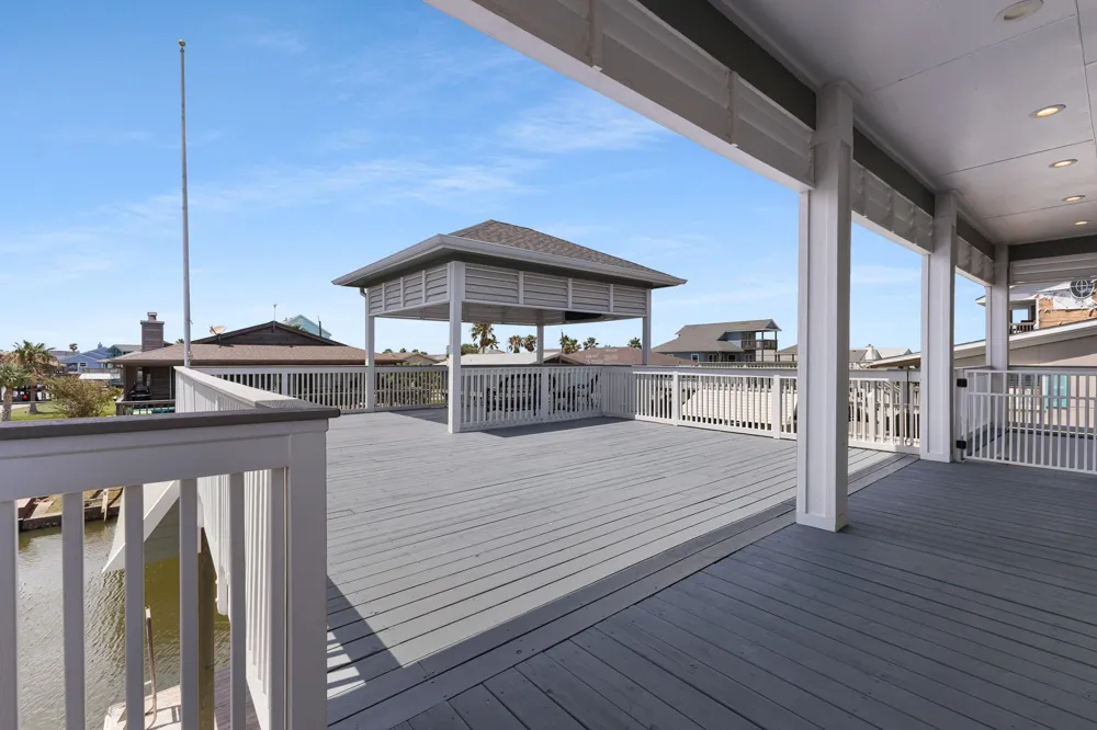 16530 Tampico Way Jamaica Beach, TX 77554