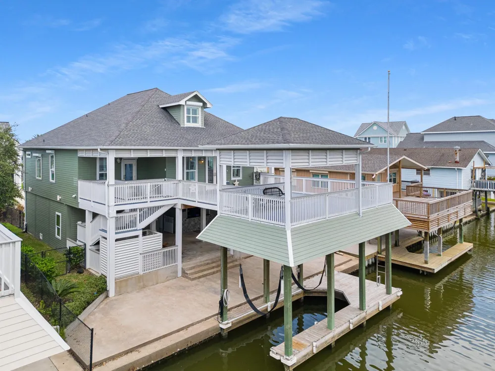16530 Tampico Way Jamaica Beach, TX 77554