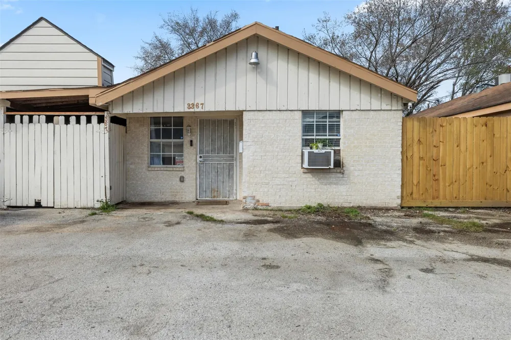 3367 Sadler Street Houston, TX 77093