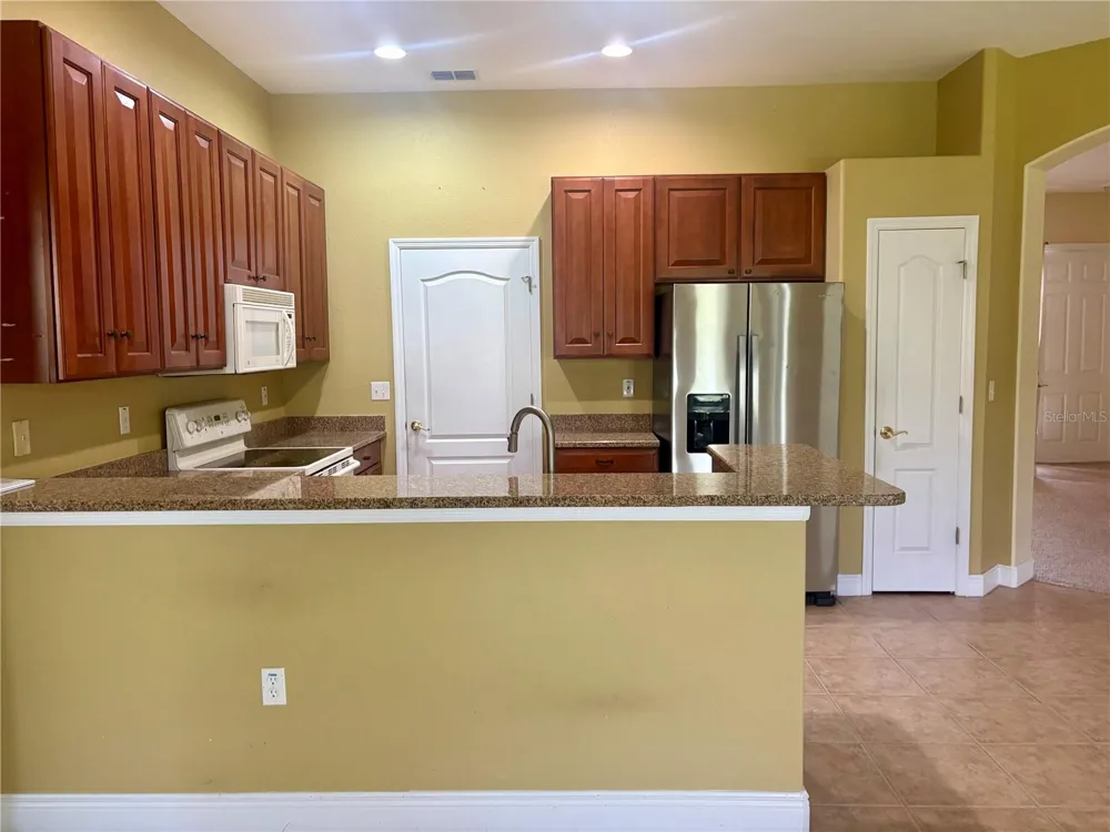 9916 CLEGHORN DRIVE San Antonio, FL 33576