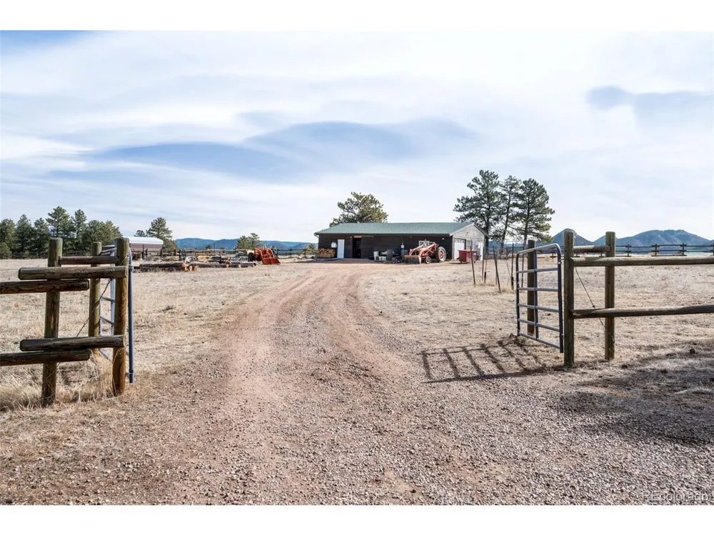 455 Satanta Circle Westcliffe, CO 81252