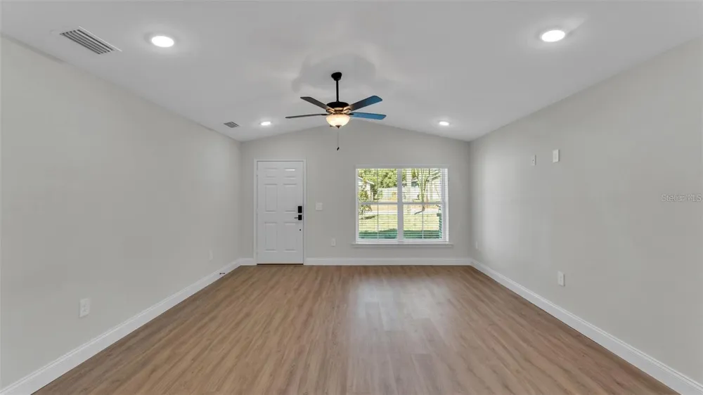 1246 DOROTHY STREET Lakeland, FL 33815