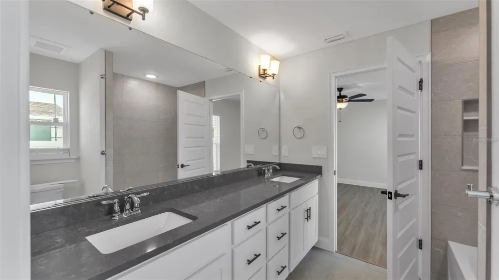1246 DOROTHY STREET Lakeland, FL 33815