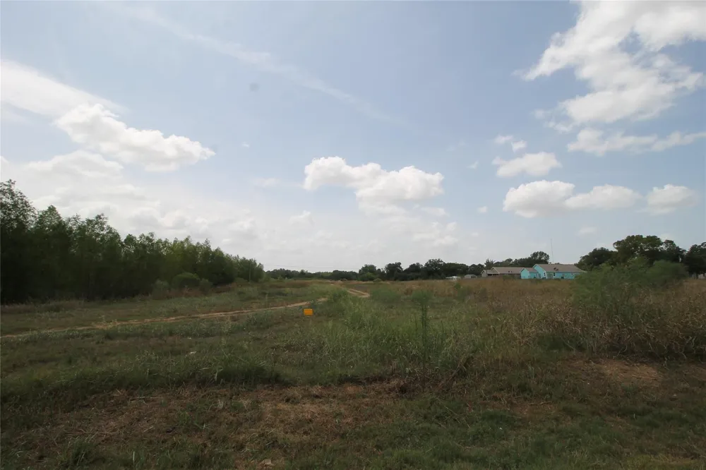 1 Washington Street Hempstead, TX 77445