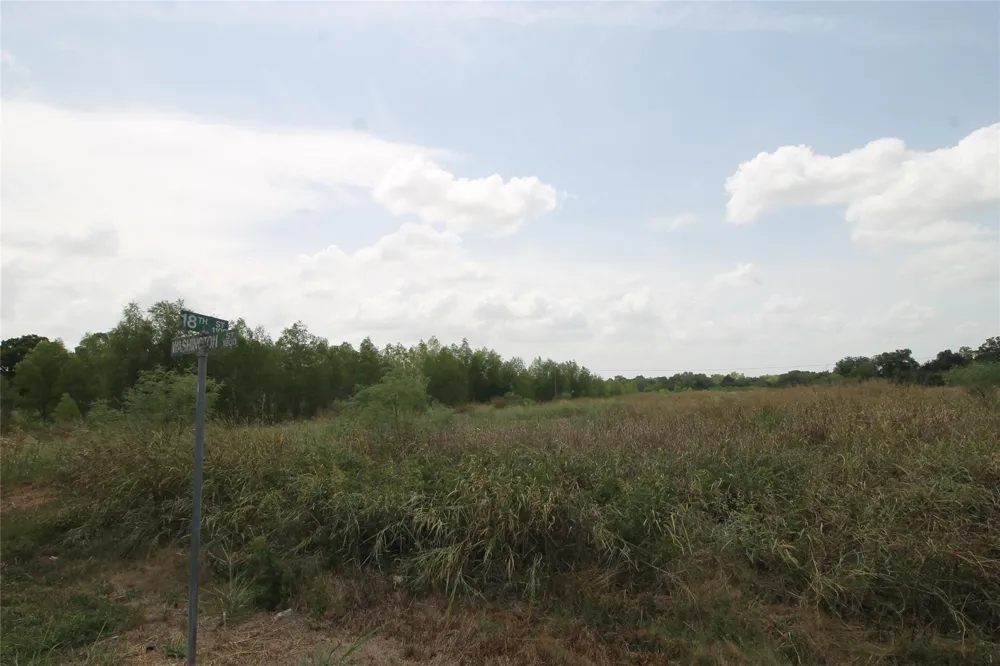 1 Washington Street Hempstead, TX 77445