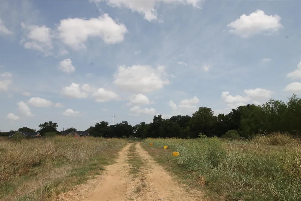 1 Washington Street Hempstead, TX 77445