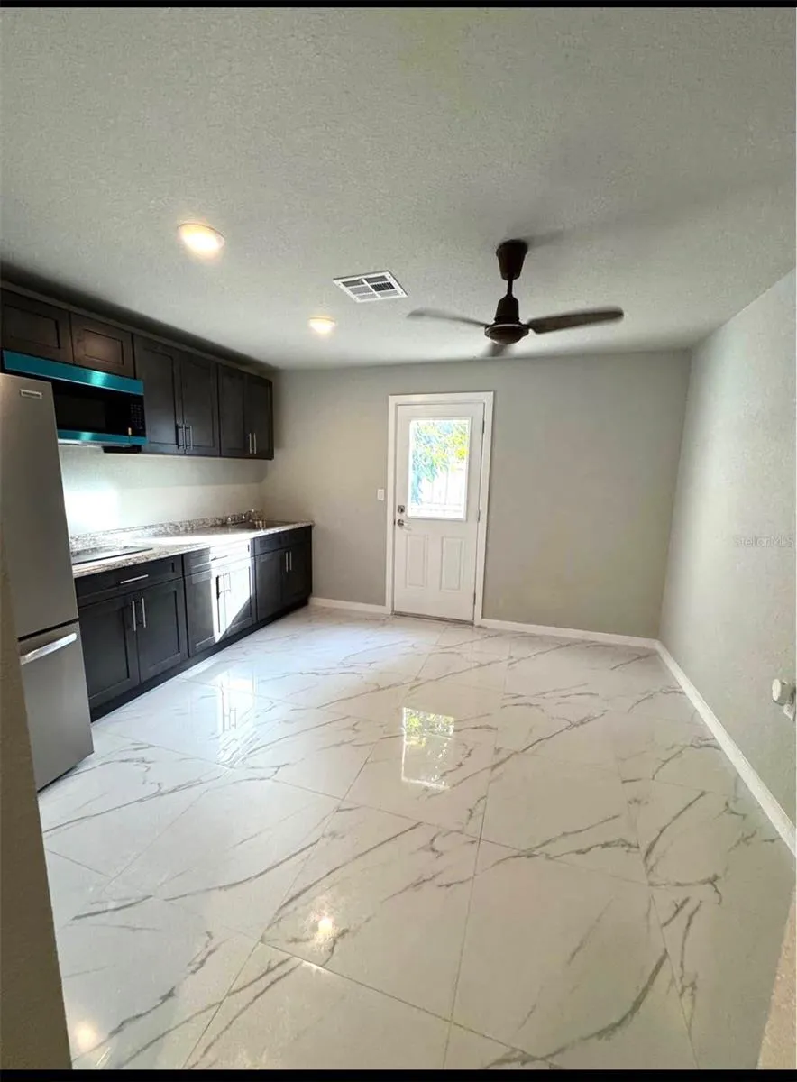 821 THALIA DRIVE Orlando, FL 32807