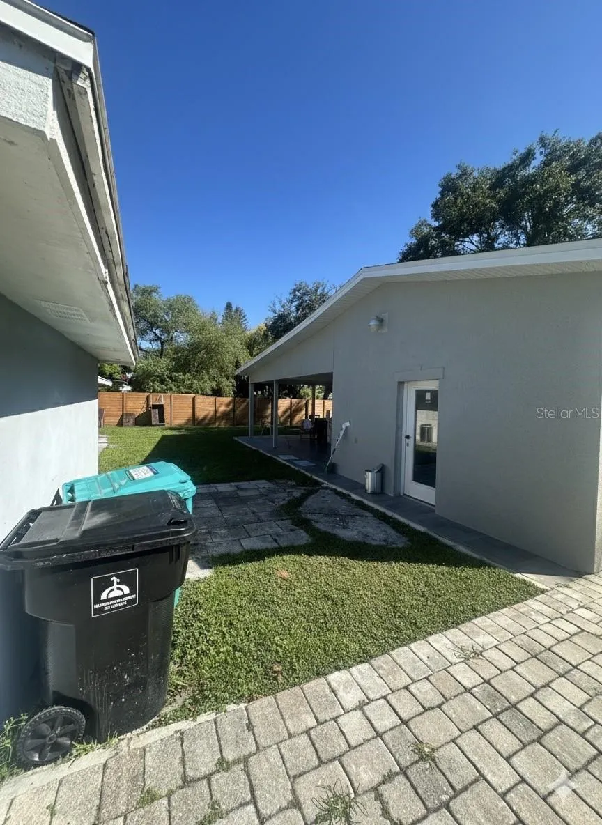 821 THALIA DRIVE Orlando, FL 32807