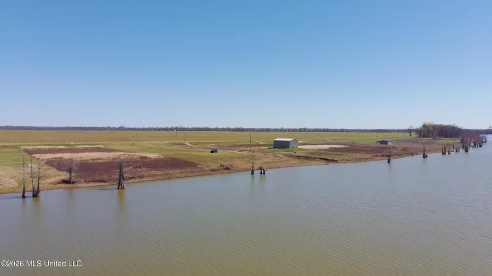 00 Deerfield Road Yazoo City, MS 39194