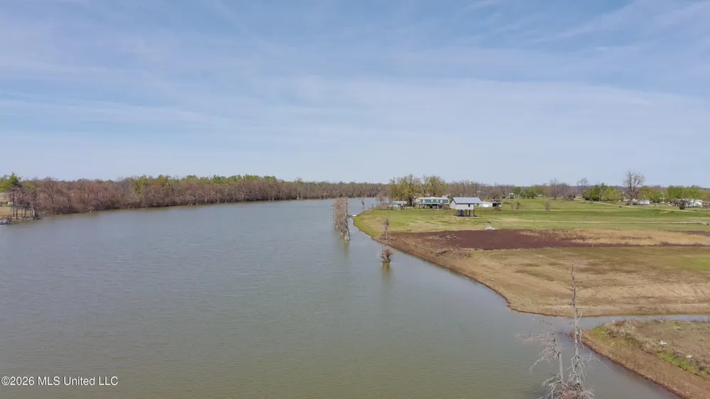 00 Deerfield Road Yazoo City, MS 39194