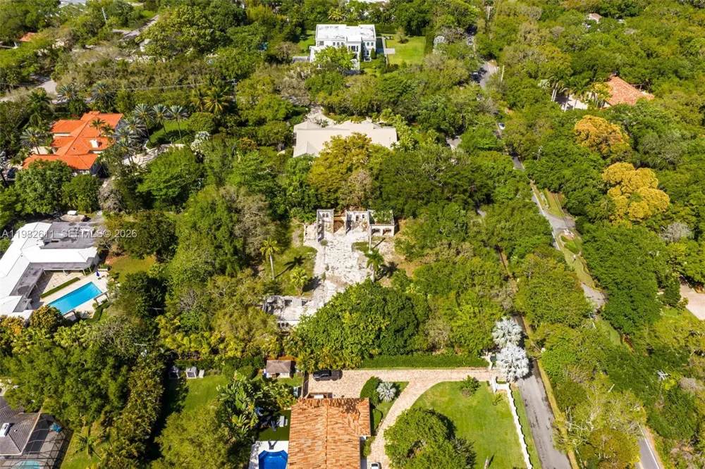 10550 Old Cutler Rd Coral Gables, FL 33156