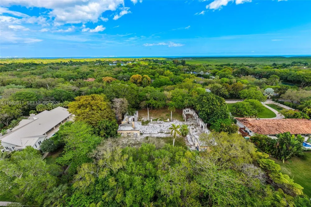 10550 Old Cutler Rd Coral Gables, FL 33156