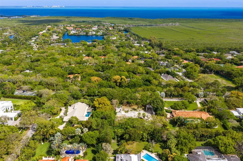 10550 Old Cutler Rd Coral Gables, FL 33156