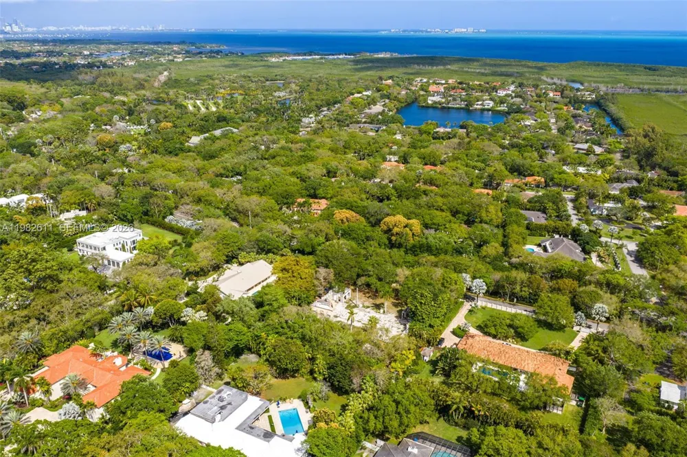 10550 Old Cutler Rd Coral Gables, FL 33156