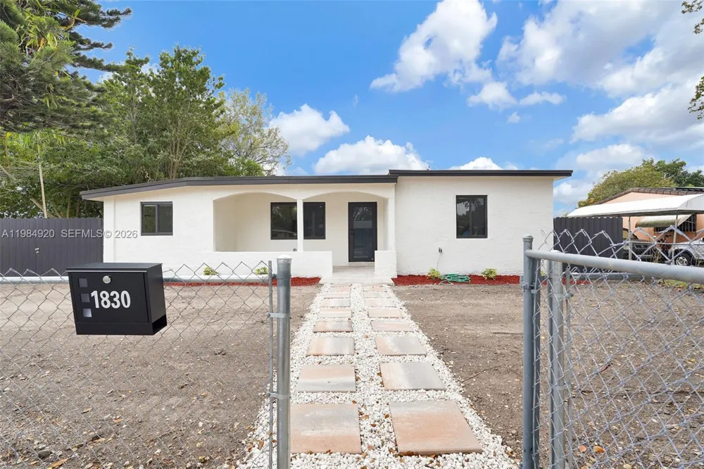 1830 NW 135th St Miami, FL 33167
