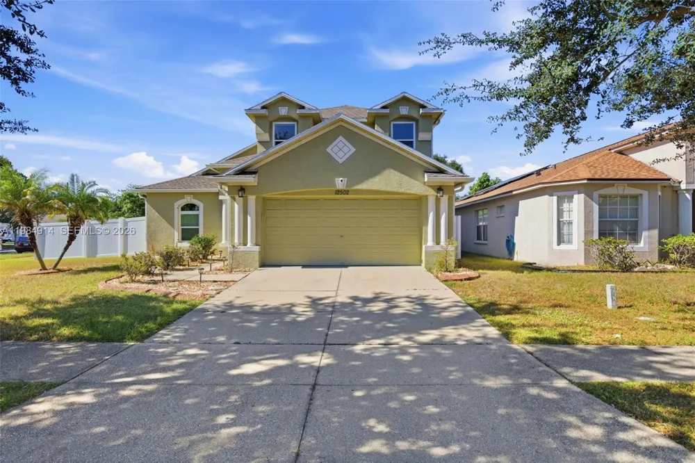 12502 LAKE VISTA DR Tampa, FL 33534