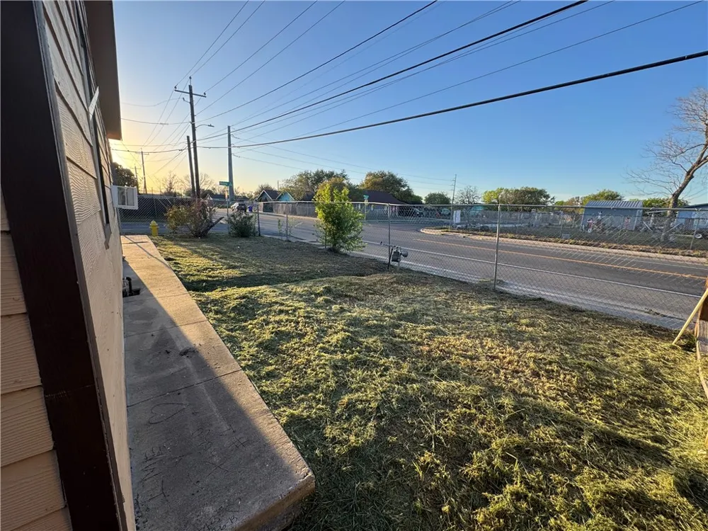 4702 Molina Drive Corpus Christi, TX 78416