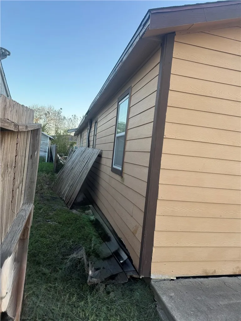4702 Molina Drive Corpus Christi, TX 78416