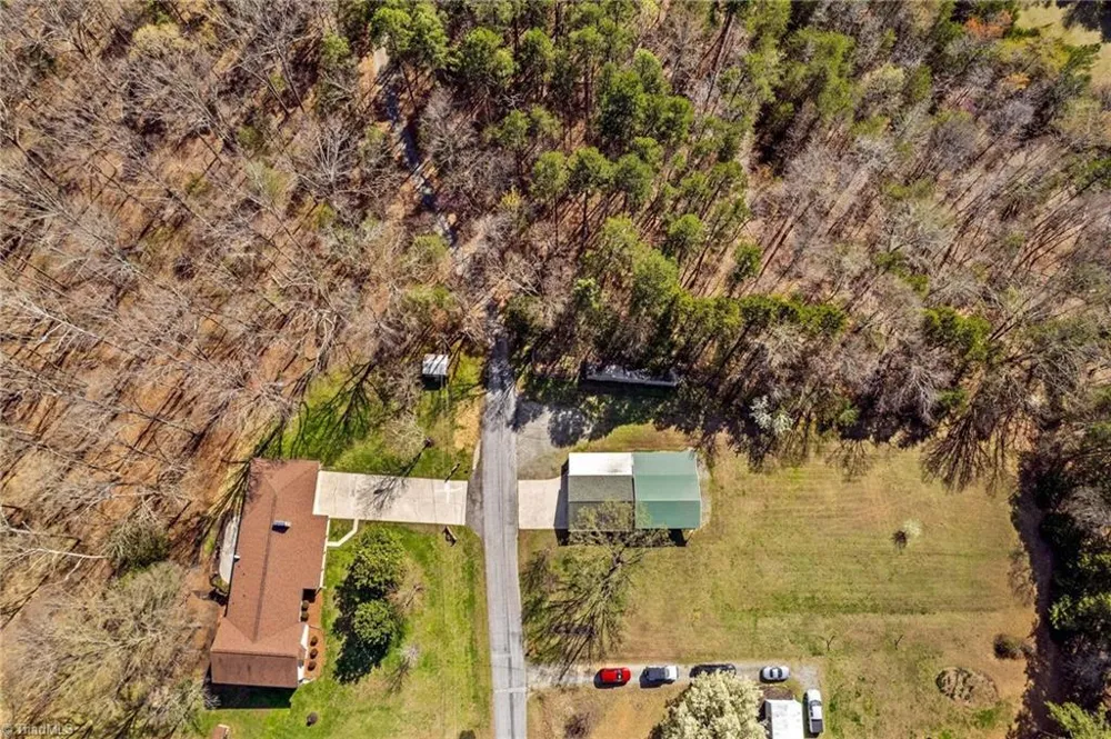 5075 Lakeview Drive Salisbury, NC 28147