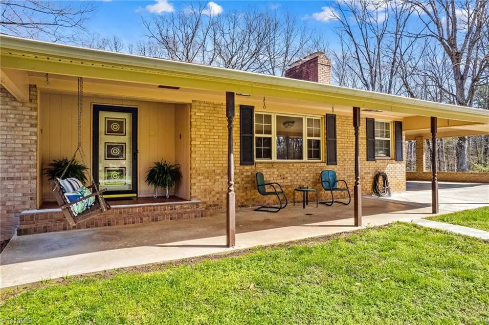 5075 Lakeview Drive Salisbury, NC 28147
