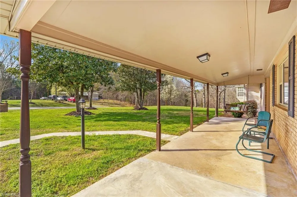 5075 Lakeview Drive Salisbury, NC 28147