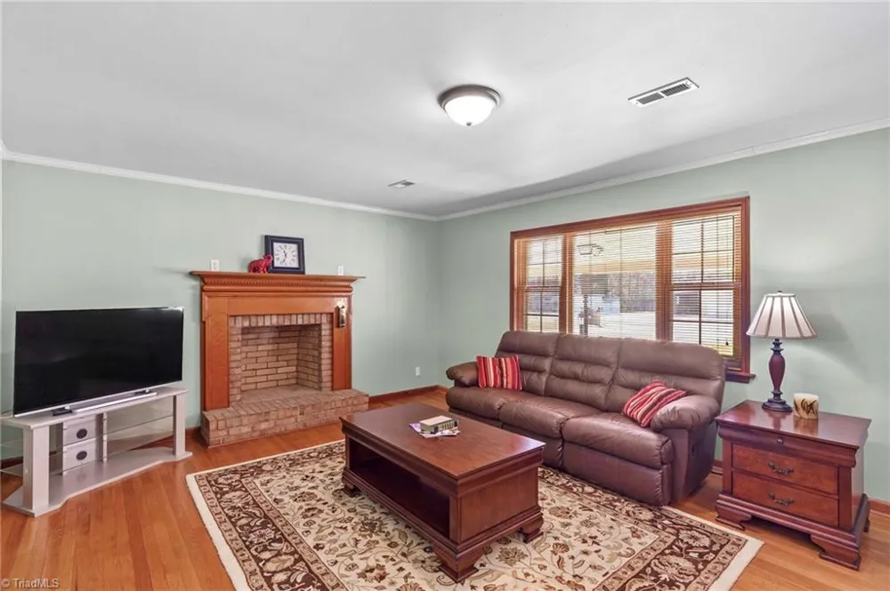 5075 Lakeview Drive Salisbury, NC 28147