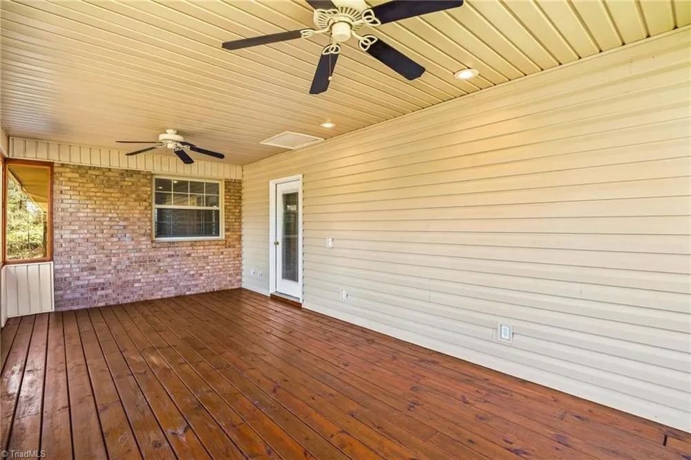 5075 Lakeview Drive Salisbury, NC 28147