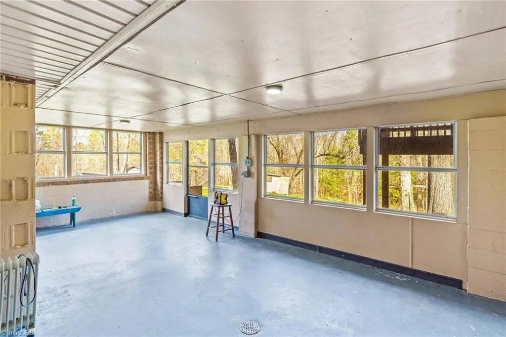 5075 Lakeview Drive Salisbury, NC 28147