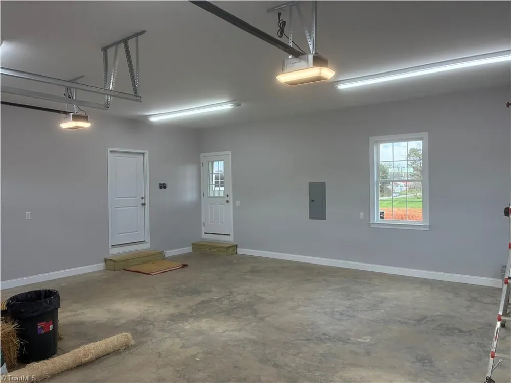 621 W Atkins Street Dobson, NC 27017