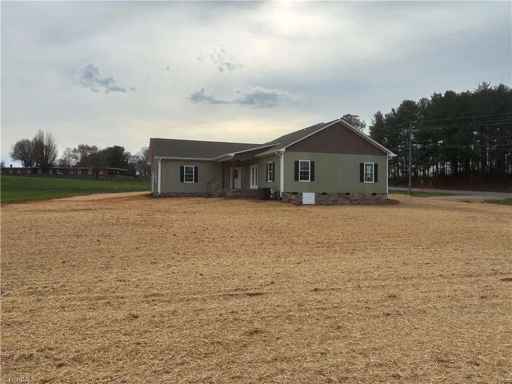 621 W Atkins Street Dobson, NC 27017