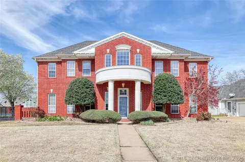 29 River Oaks Avenue