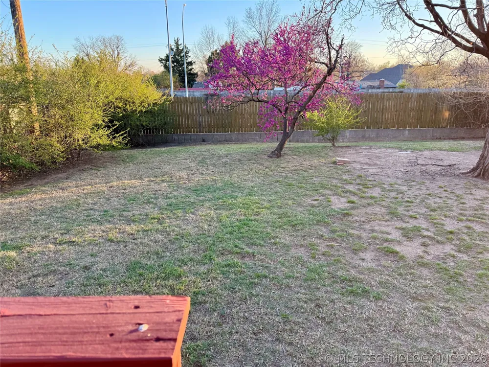 2358 S Delaware Court Tulsa, OK 74114