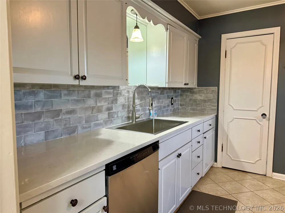 2358 S Delaware Court Tulsa, OK 74114