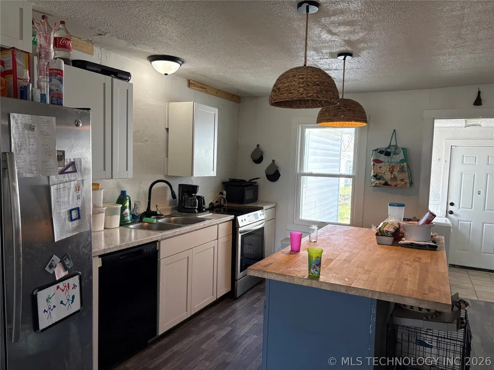 706 Coyne Street Miami, OK 74354