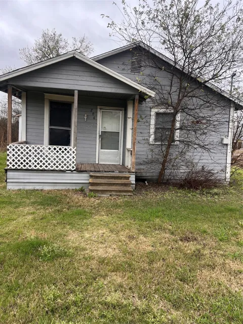 206 3rd Street