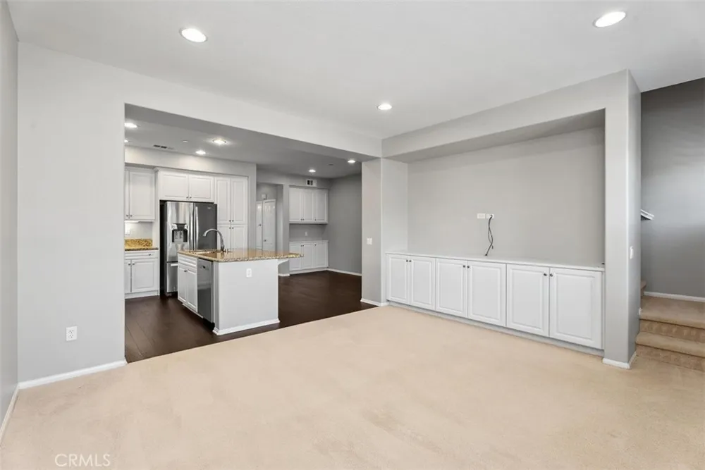 117 Silverado Irvine, CA 92618
