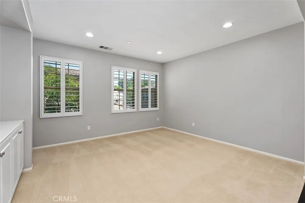117 Silverado Irvine, CA 92618