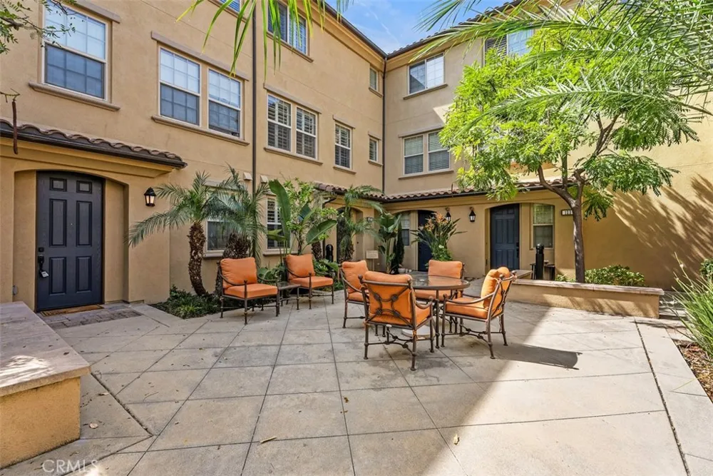 117 Silverado Irvine, CA 92618