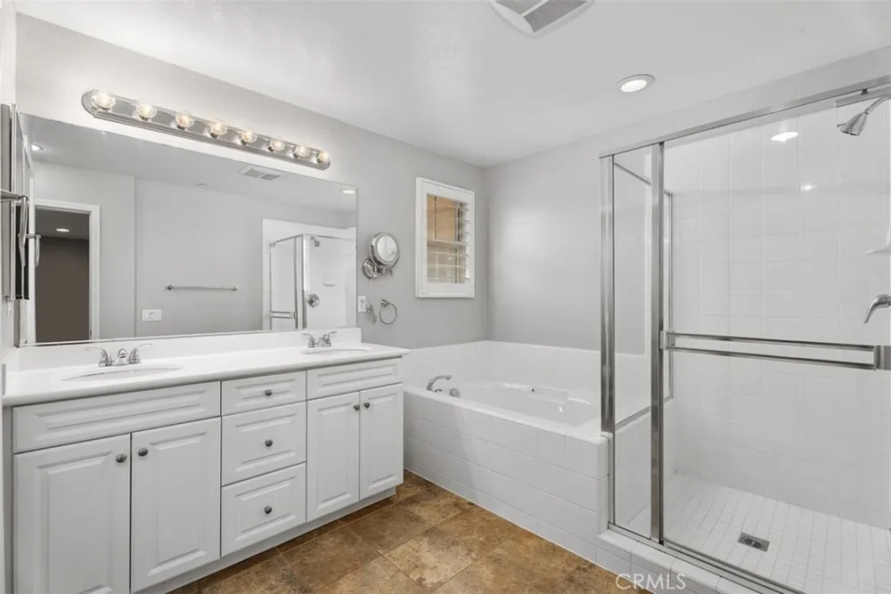 117 Silverado Irvine, CA 92618