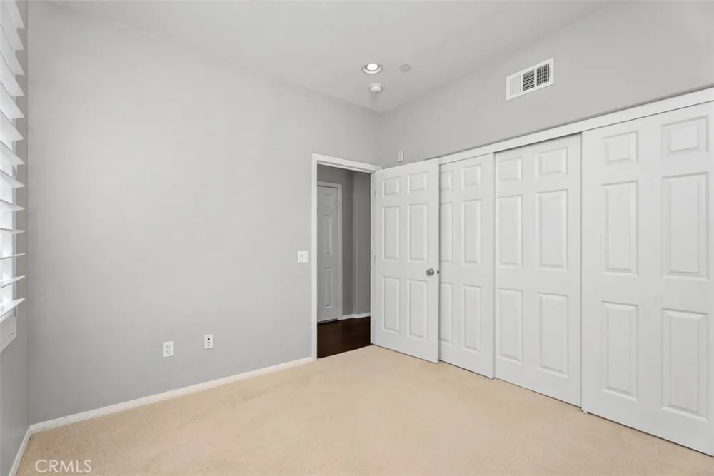 117 Silverado Irvine, CA 92618